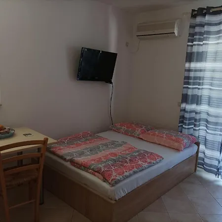 Studio Barbat 38a Apartment *